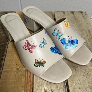 ALEPEL Butterfly Design heels, size 8